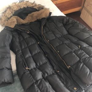 Lands’ End medium (10-12) black winter puffer coat